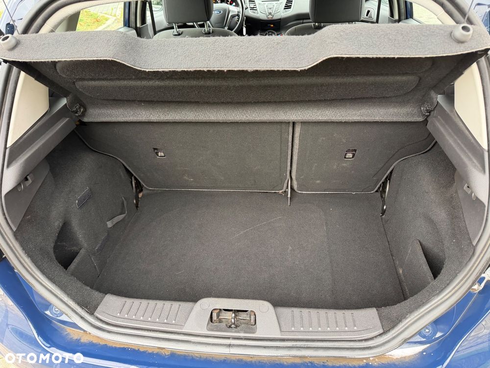 Ford Fiesta 1.0 Celebration - 15
