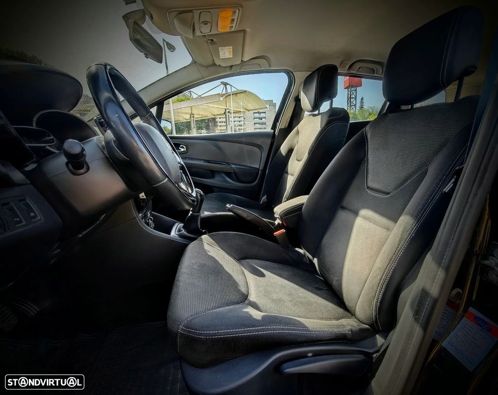 Renault Clio Sport Tourer 1.5 dCi GT Line - 9