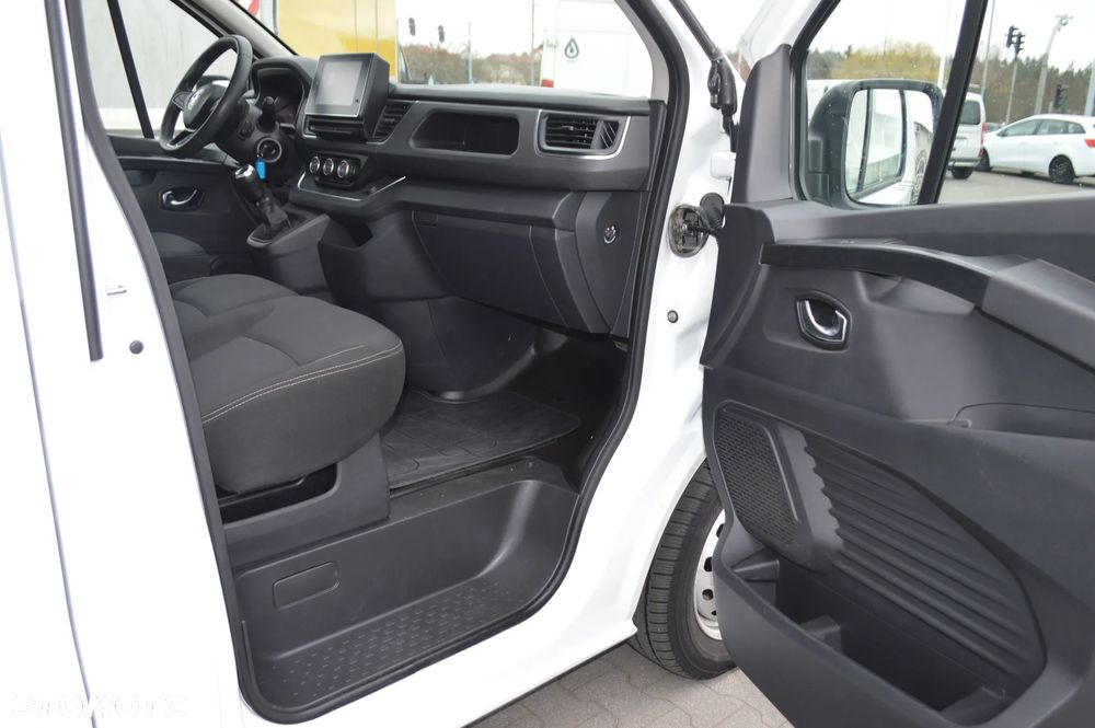 Renault TRAFIC - 15
