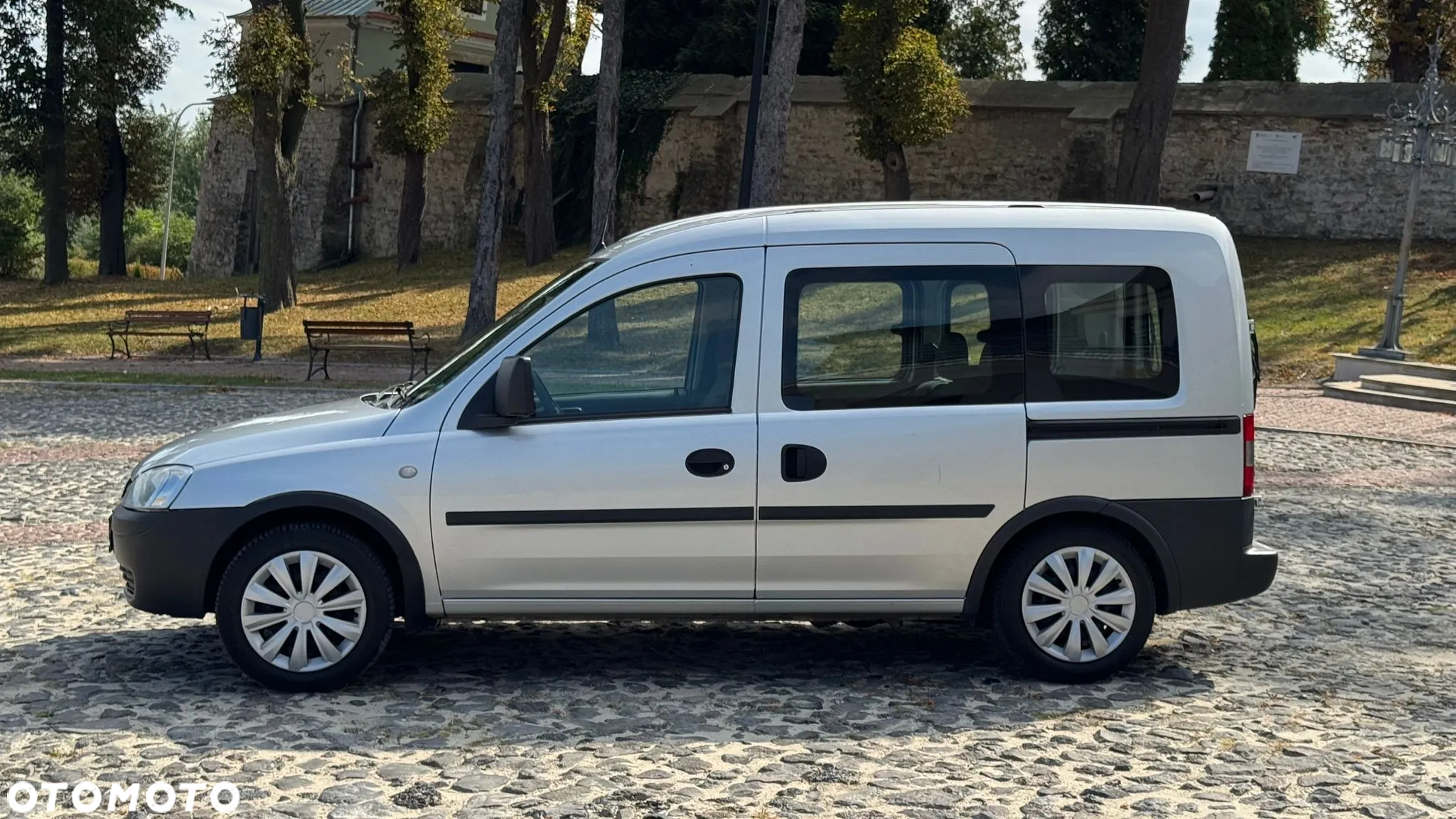 Opel Combo Tour 1.6 CNG Cosmo - 6