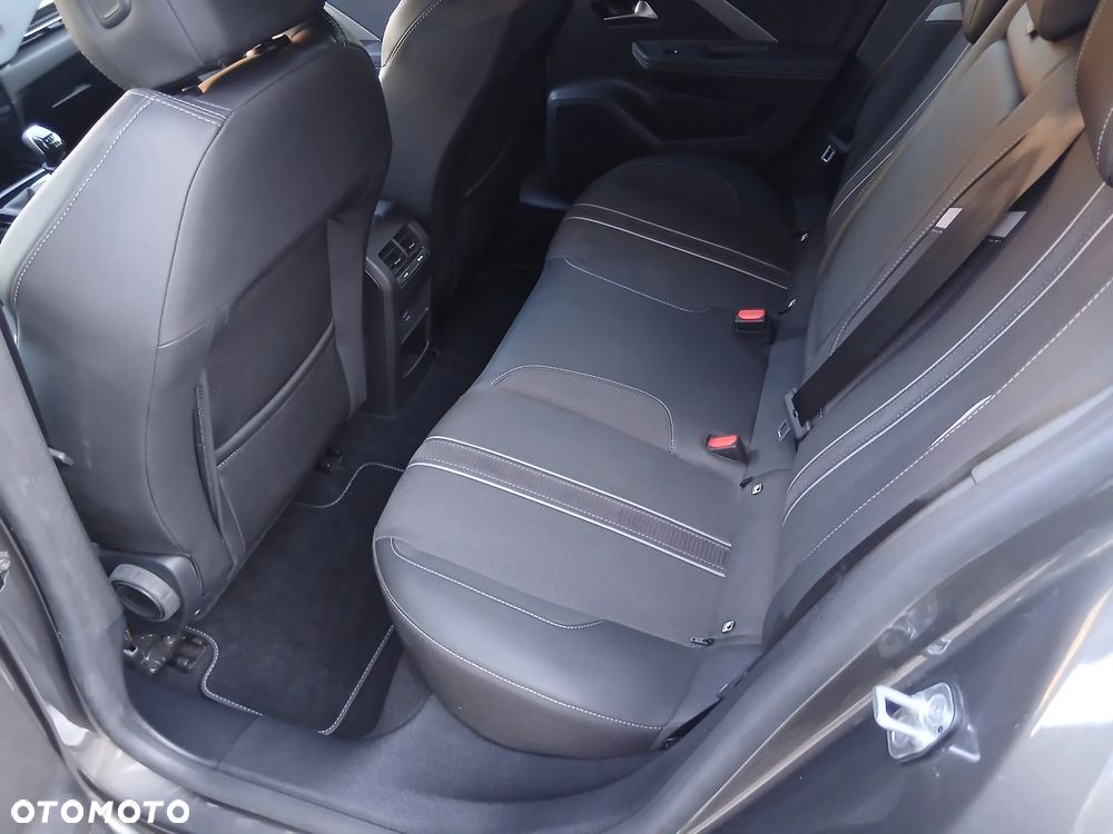 Opel Astra 1.2 Turbo Start/Stop GS Line - 21