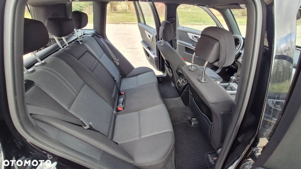 Mercedes-Benz GLK 200 CDI (BlueEFFICIENCY) - 11