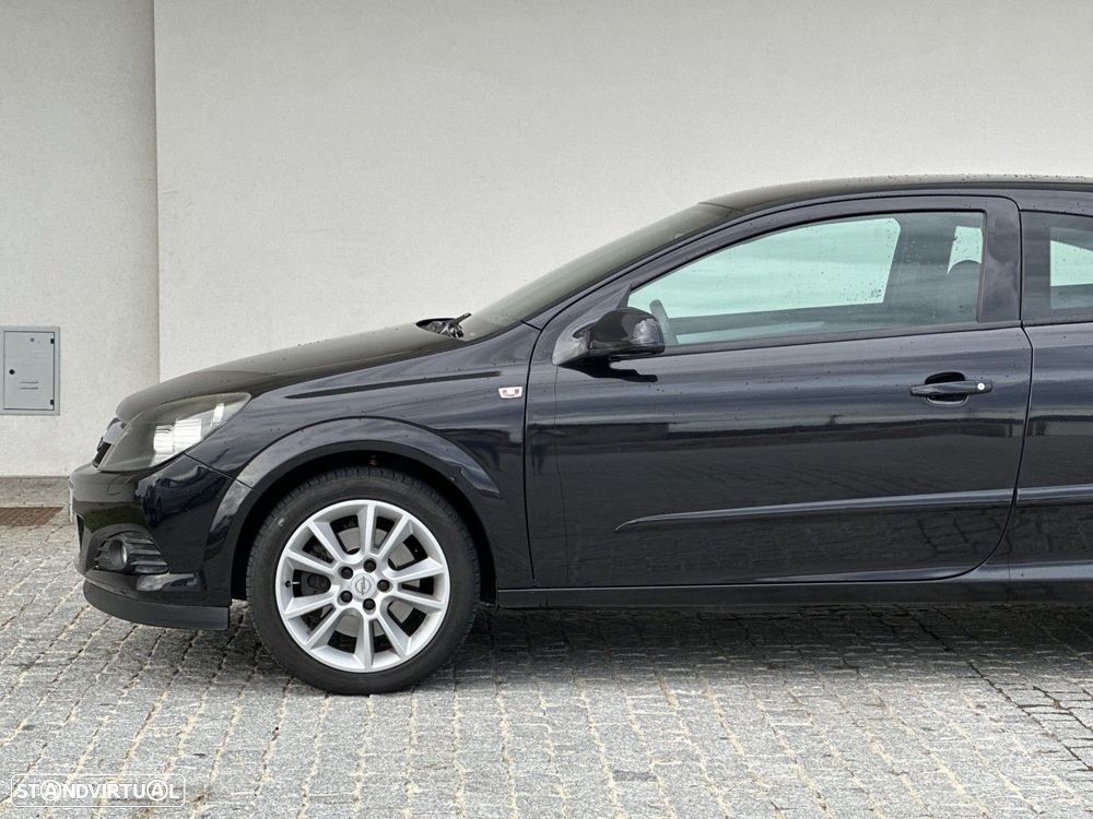 Opel Astra GTC 1.7 CDTi - 9