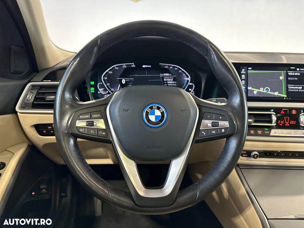 BMW Seria 3 320e AT PHEV - 17