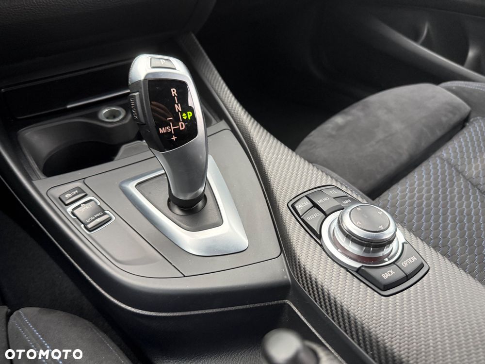 BMW Seria 1 - 34