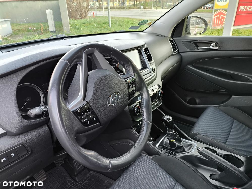 Hyundai Tucson 2.0 CRDI BlueDrive GO 2WD - 11