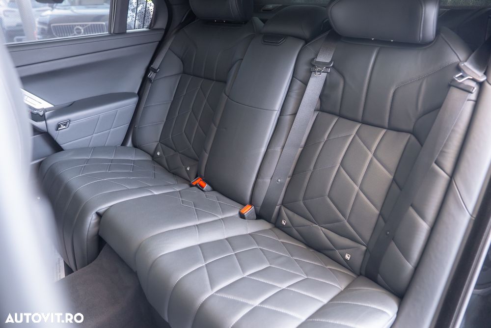 BMW Seria 7 - 33