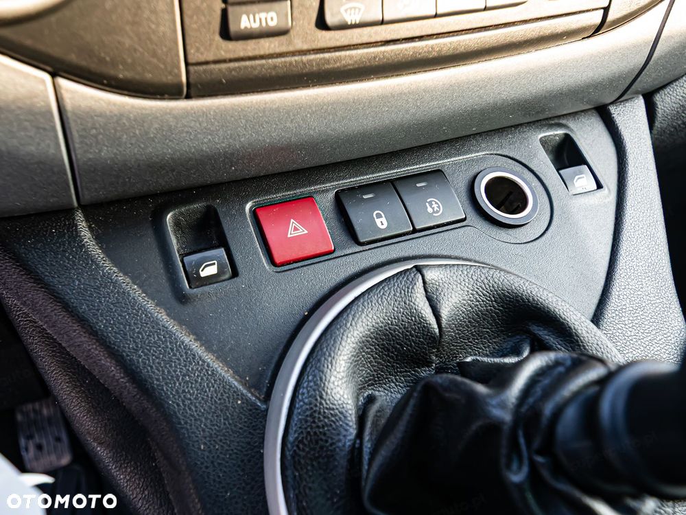 Peugeot Partner - 23