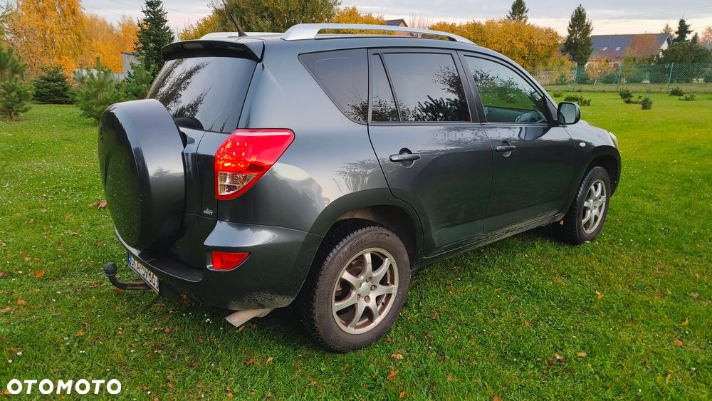 Toyota Rav4 2008 photo 3