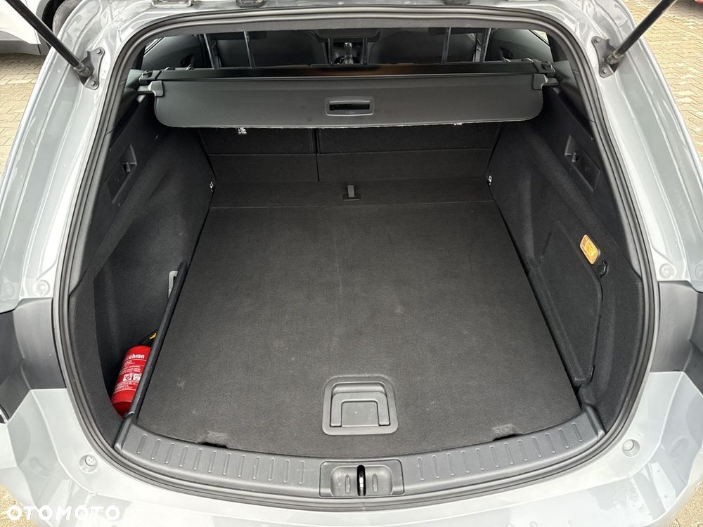 Toyota Corolla 2.0 Hybrid Comfort - 13