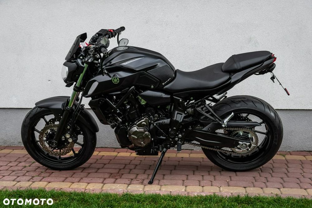 Yamaha MT - 5