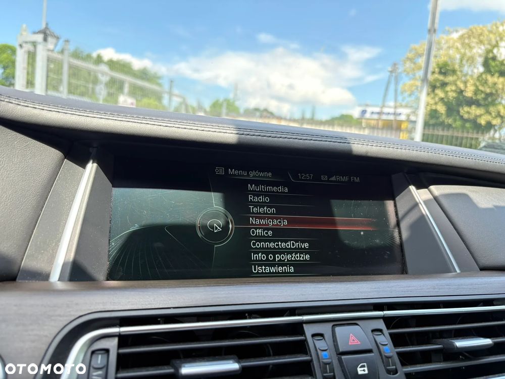 BMW Seria 7 730d - 23