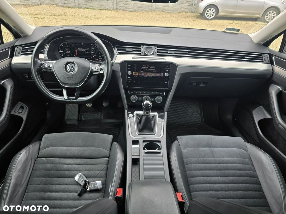 Volkswagen Passat - 9