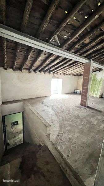 Moradia T3 com logradouro e garagem - Grande imagem: 4/10