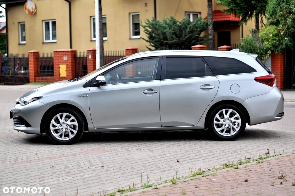 Toyota Auris - 18