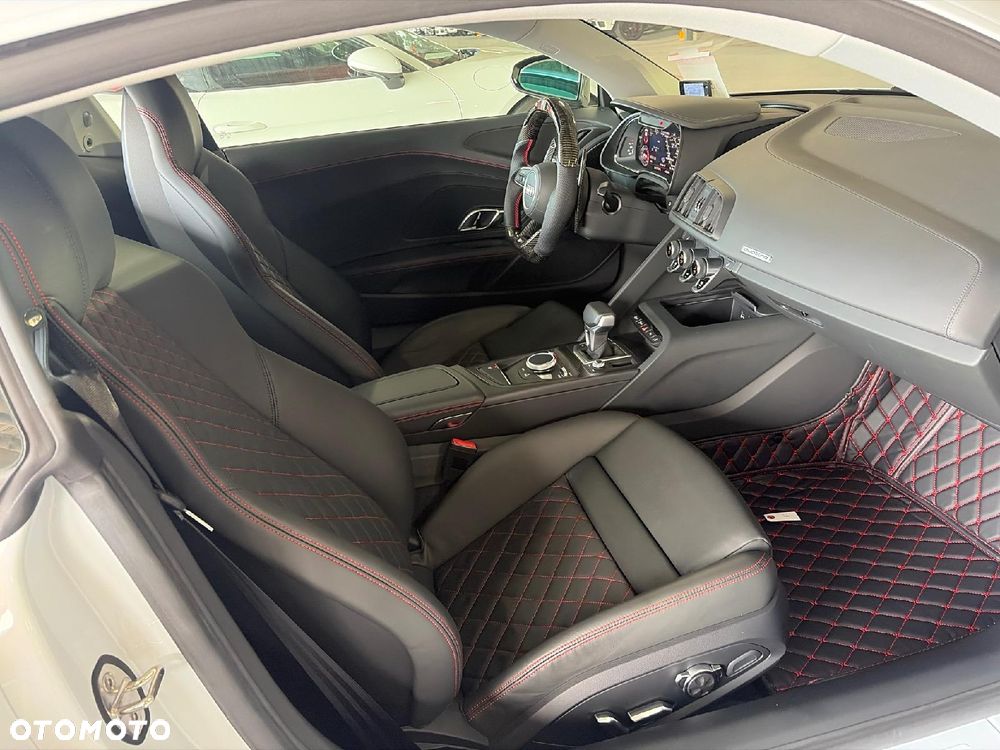 Audi R8 Coupé V10 plus 5.2 FSI quattro S tronic - 30