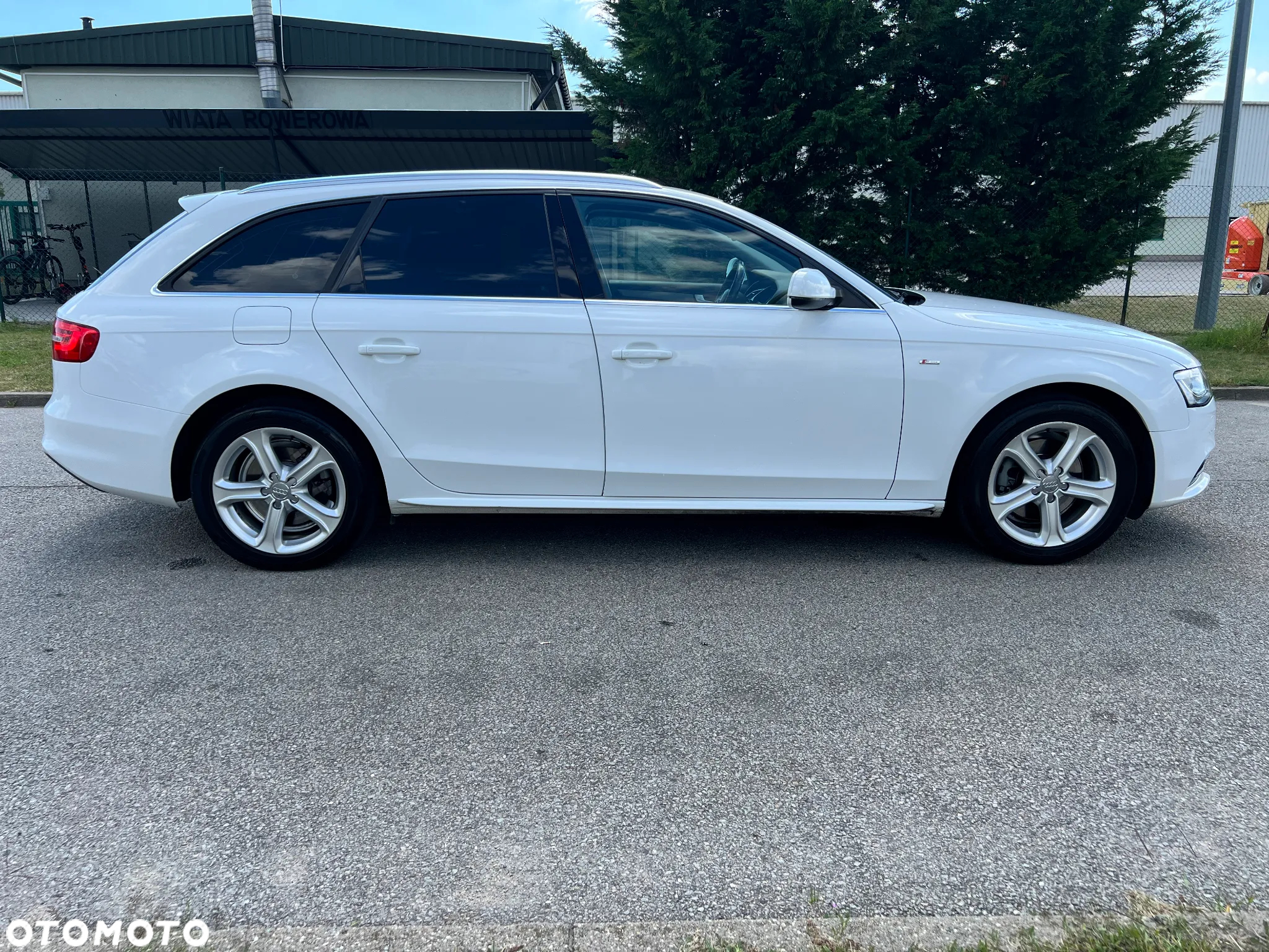 Audi A4 - 4