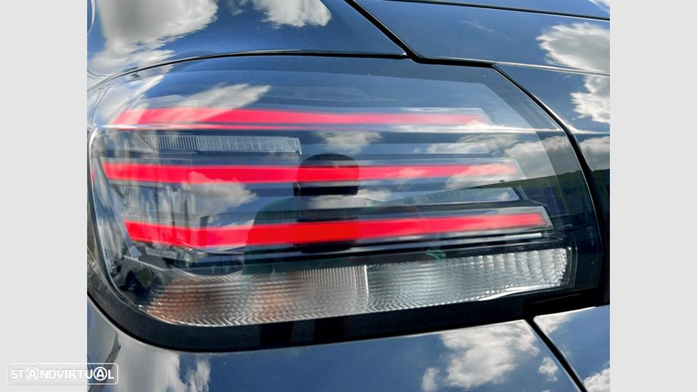 Peugeot 208 1.2 Hybrid Allure e-DCS6 - 10
