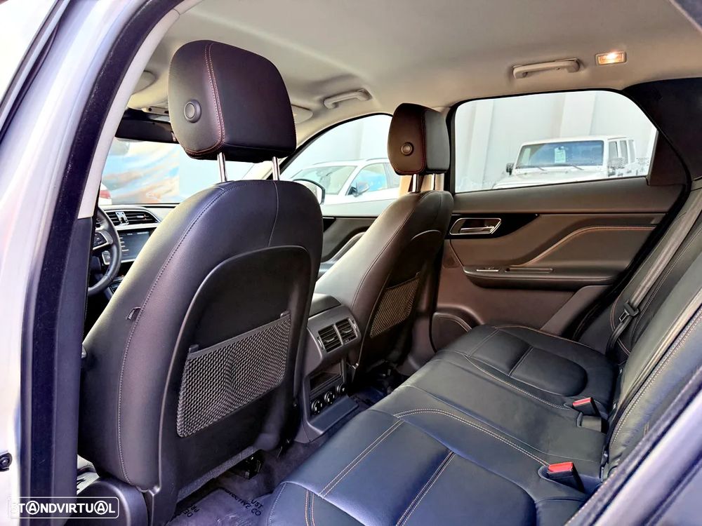 Jaguar F-Pace 20d Aut. Portfolio - 34