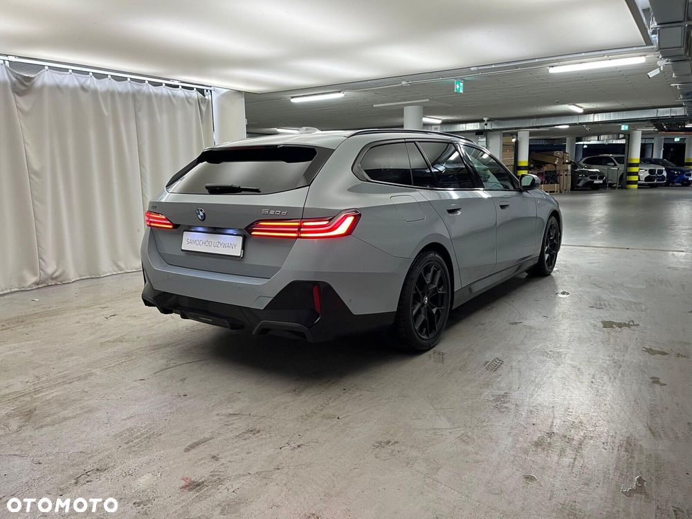 BMW Seria 5 520d xDrive mHEV M Sport - 12