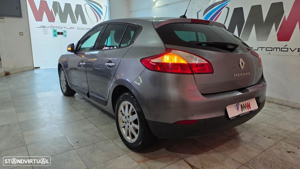 Renault Mégane 1.5 dCi Luxe - 6