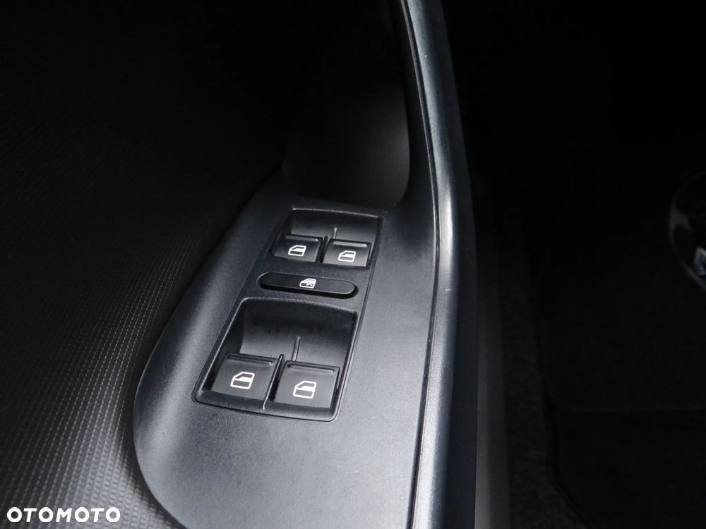 Seat Ibiza 1.4 16V Style - 28