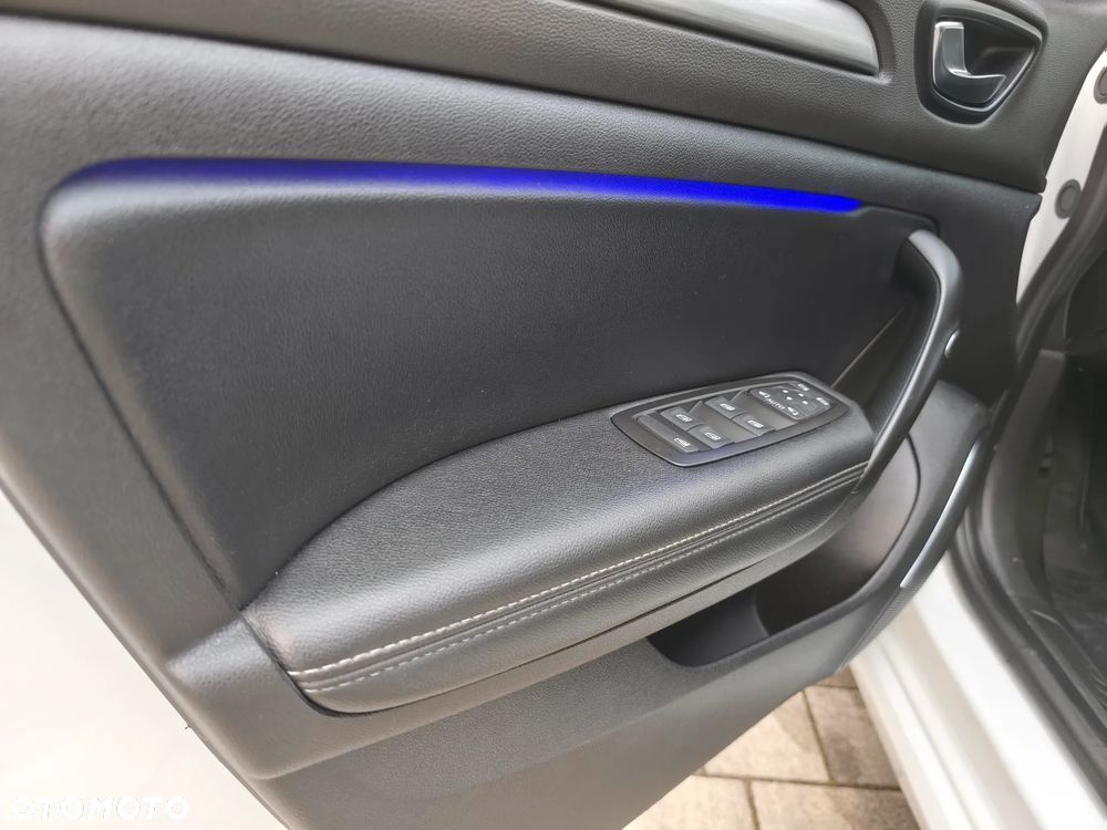 Renault Megane ENERGY dCi 110 EDC BUSINESS - 26