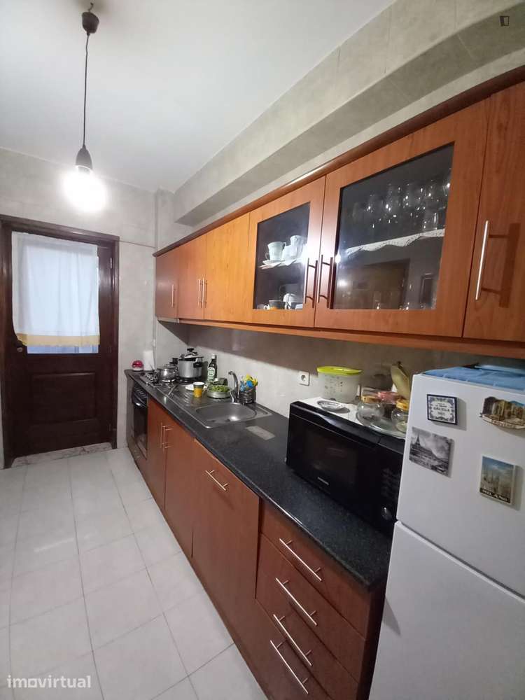 Quarto - localizado em Campanhã Porto - Grande imagem: 5/5