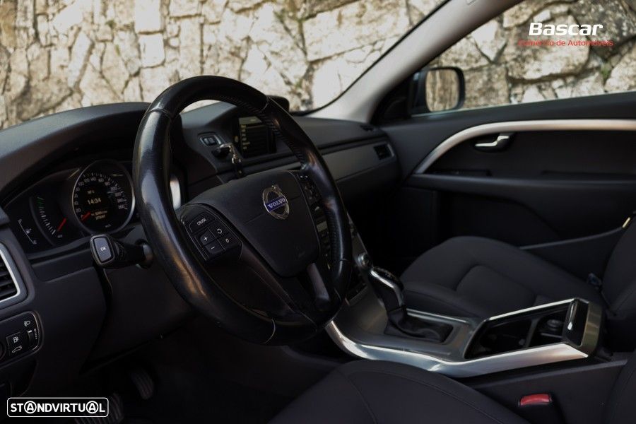 Volvo XC 70 D4 Geartronic Black Line - 17