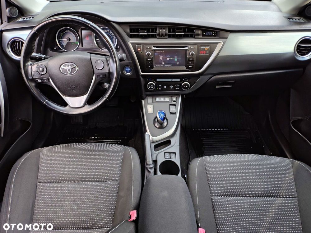 Toyota Auris Hybrid 135 Premium - 12