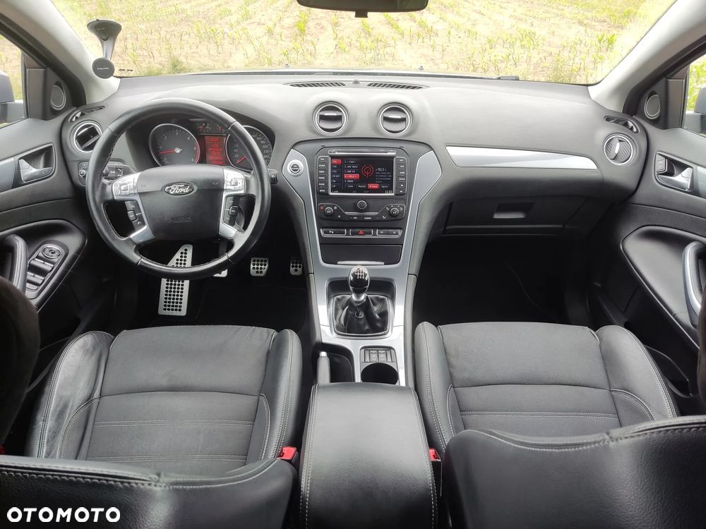 Ford Mondeo 2.0 TDCi Champions Edition - 22