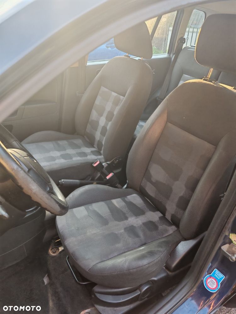Ford Fusion - 5