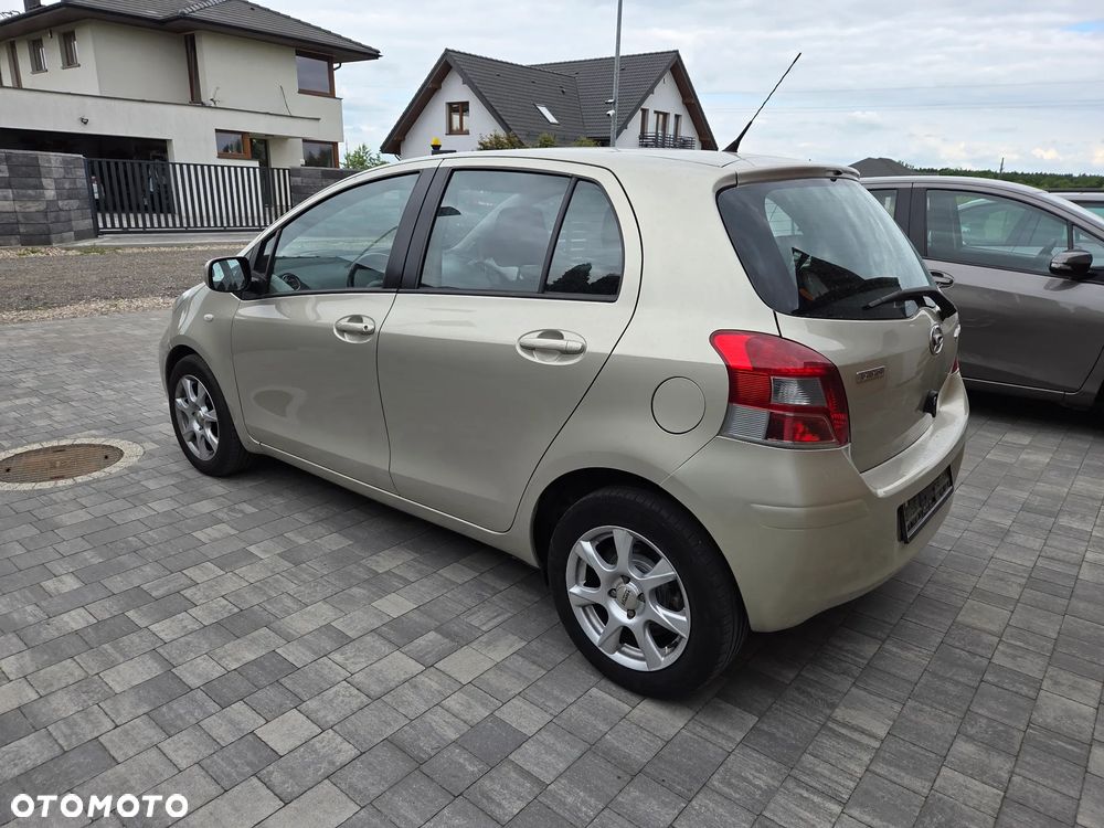 Toyota Yaris 1.33 VVT-i Edition - 8