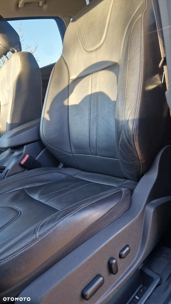Ford Kuga 2.0 TDCi 4x4 Individual - 14