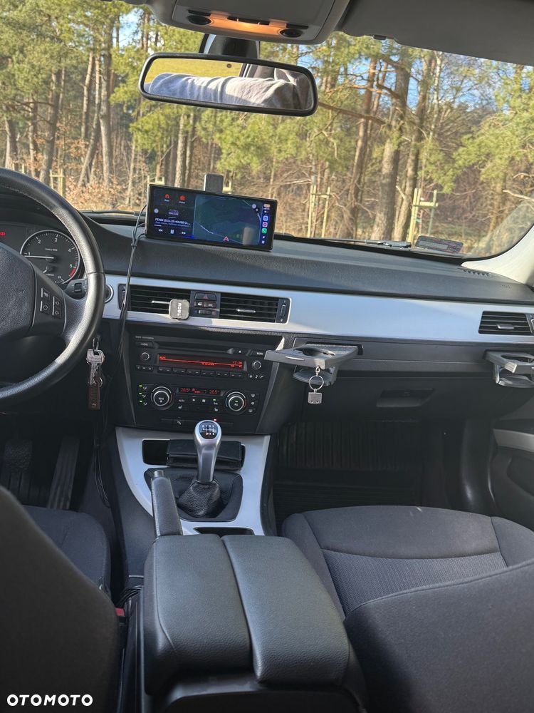BMW Seria 3 318d - 7