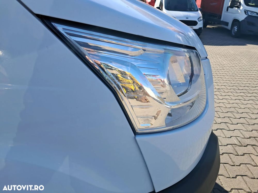 Ford transit furgon 2.0d 131 cp manual - 37