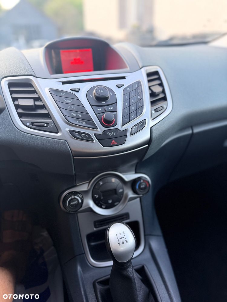 Ford Fiesta 1.25 Platinium X EU5 - 10