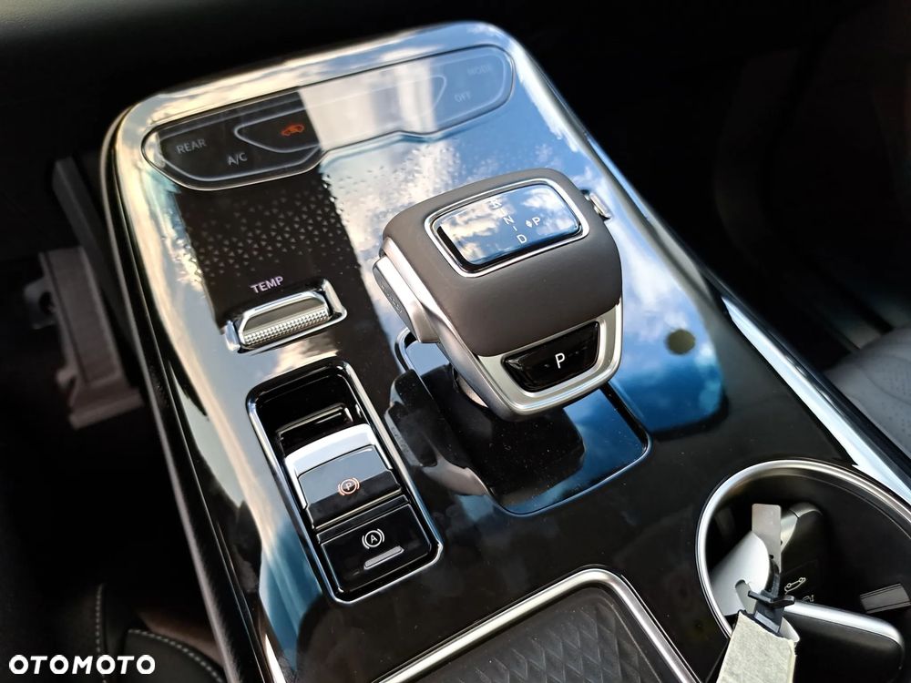 Forthing V-Tour 1.5T E-CVT - 20