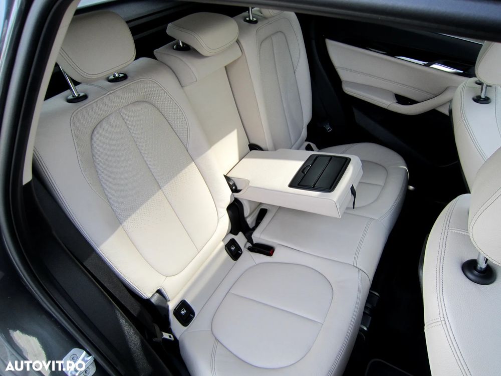 BMW X1 xDrive20i Aut. xLine - 22