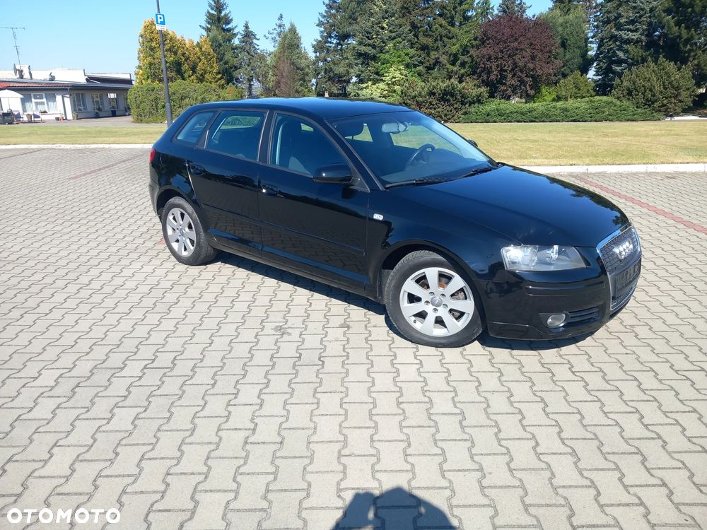 Audi A3 Sportback - 2