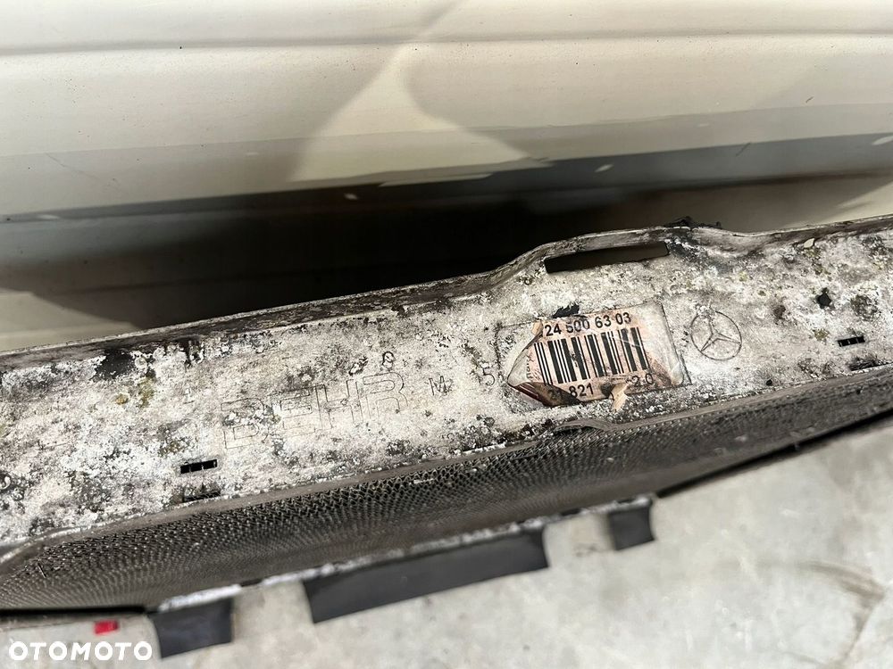 CHŁODNICA WODY MERCEDES W124 E220 E200 M111 2.2 Z KLIMATYZACJĄ 1245006303 - 7
