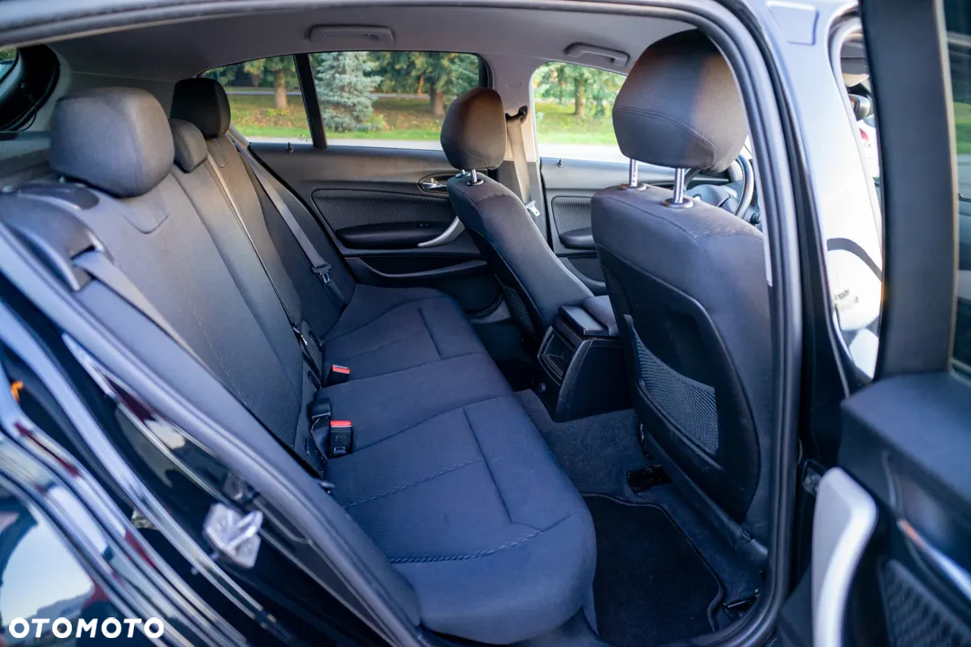 BMW Seria 1 118d M Sport sport - 24