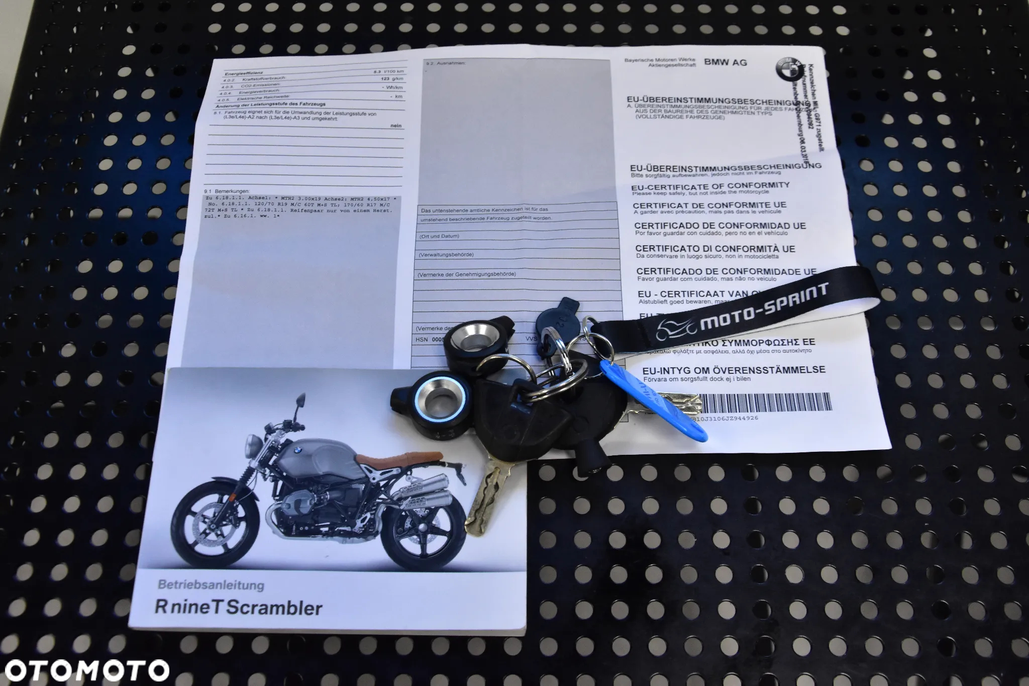 BMW R - 15