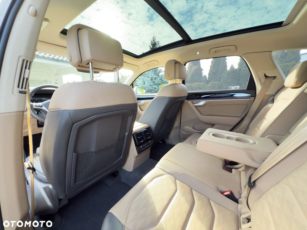 Volkswagen Touareg 3.0 V6 TDI SCR 4Mot Elegance - 16