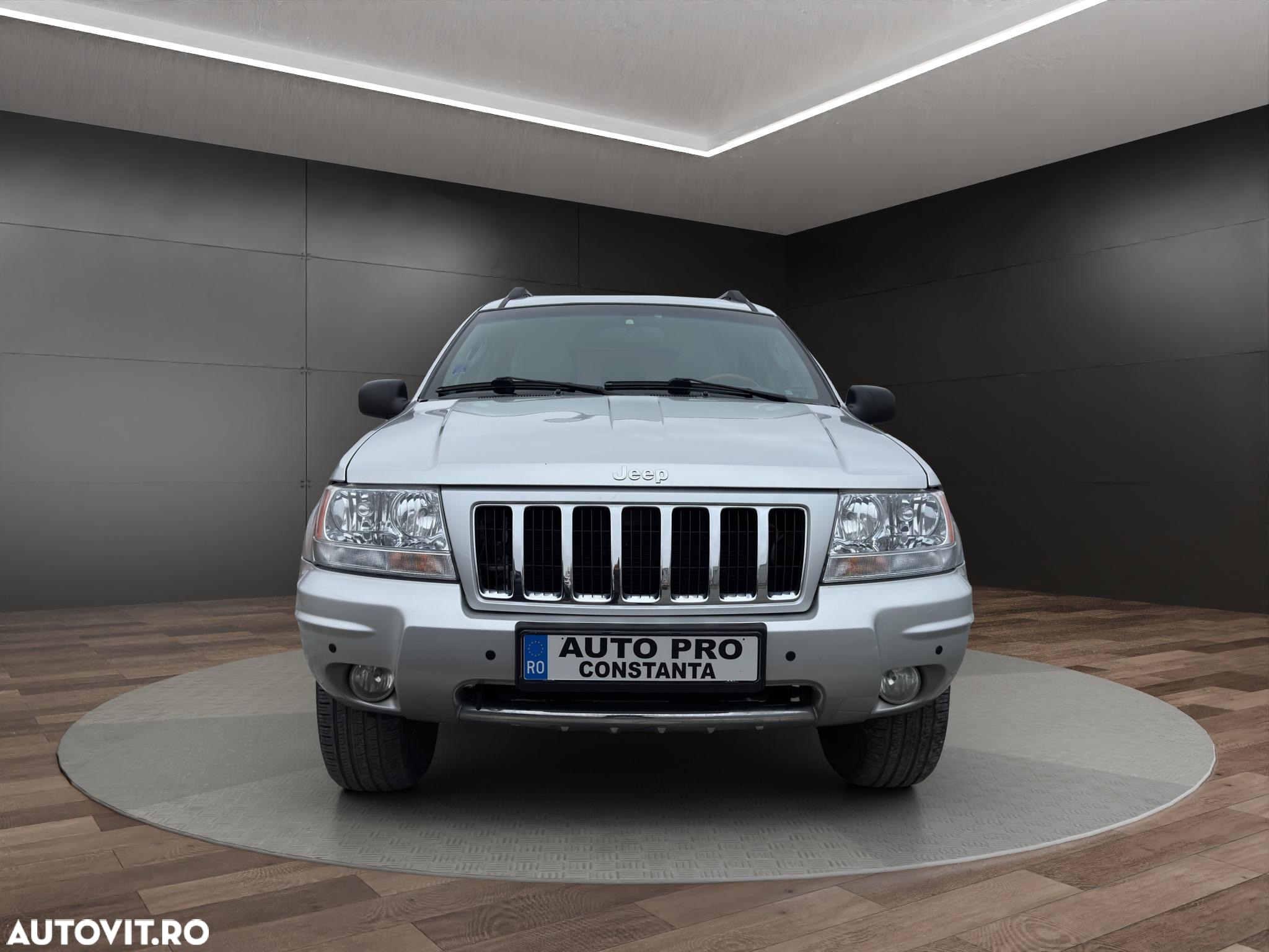 Jeep Grand Cherokee - 19