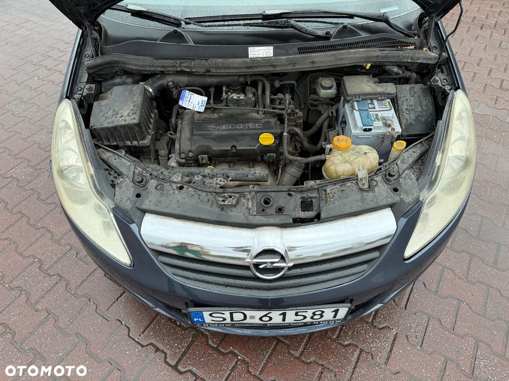 Opel Corsa 1.2 16V Cosmo - 29
