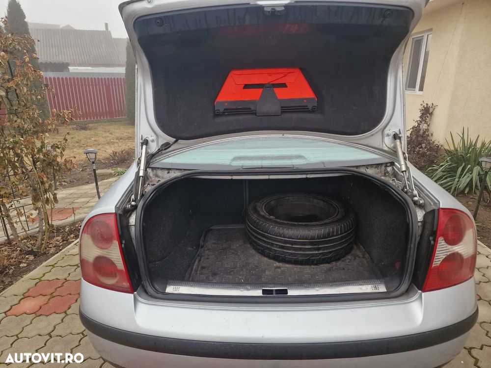 Volkswagen Passat 2.0 Comfortline - 9