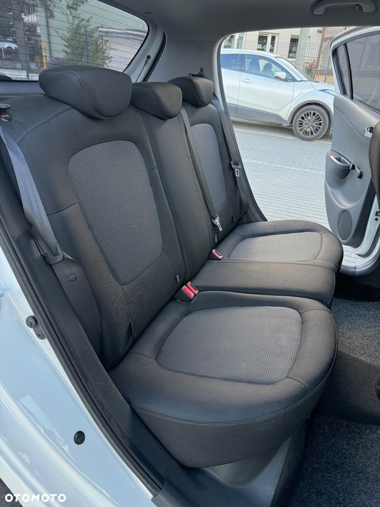 Hyundai i20 - 20