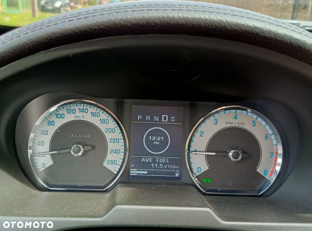 Jaguar XF 5.0 V8 Luxury - 10