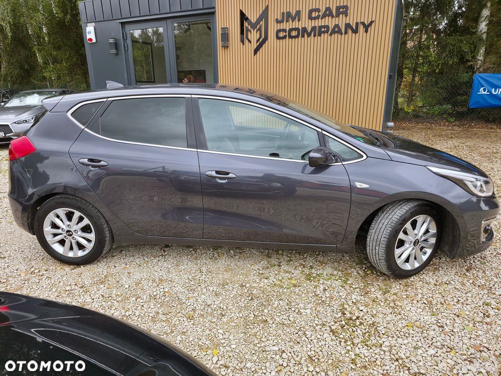 Kia Ceed - 17